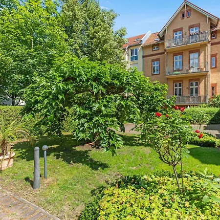 Apartamento Gruenderzeitvilla By Interhome