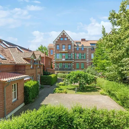 Gruenderzeitvilla By Interhome * Potsdam