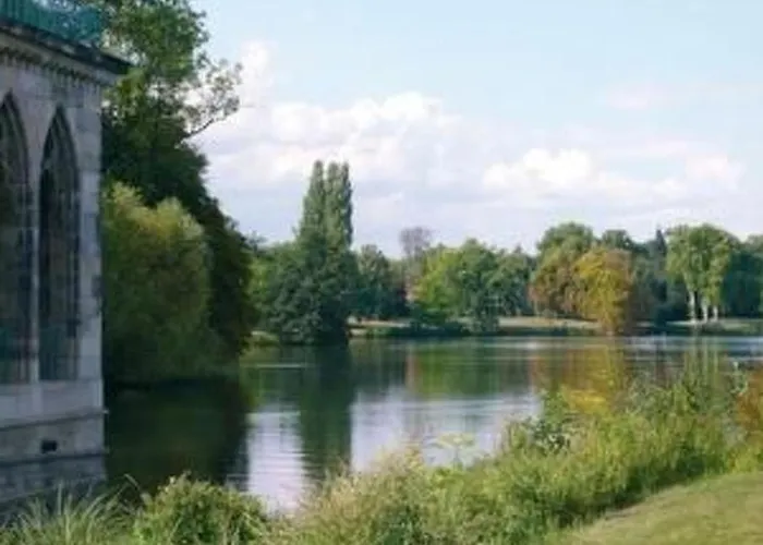 Apartment Gruenderzeitvilla By Interhome